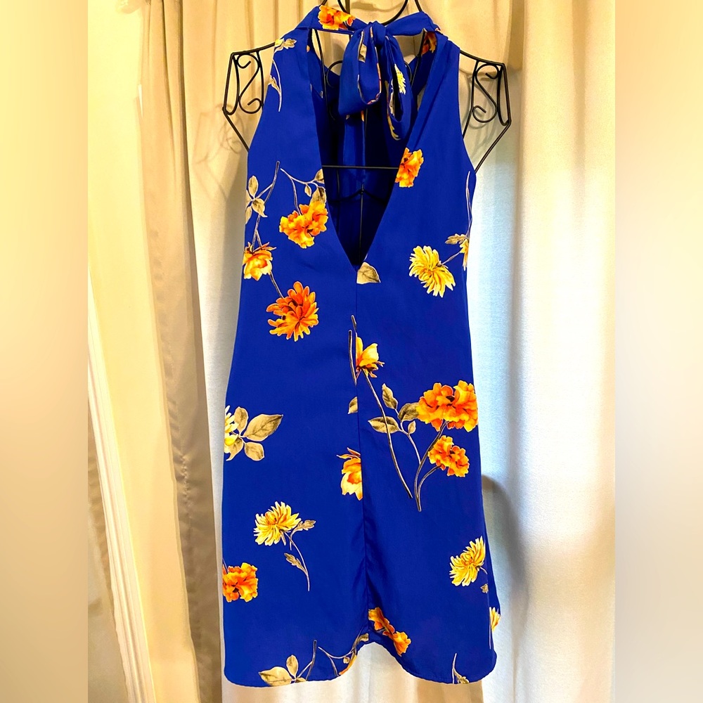 Lulus Royal Blue Floral Summer/Evening/Formal Dress w/ Halter Neck & Open Back - Picture 2 of 7